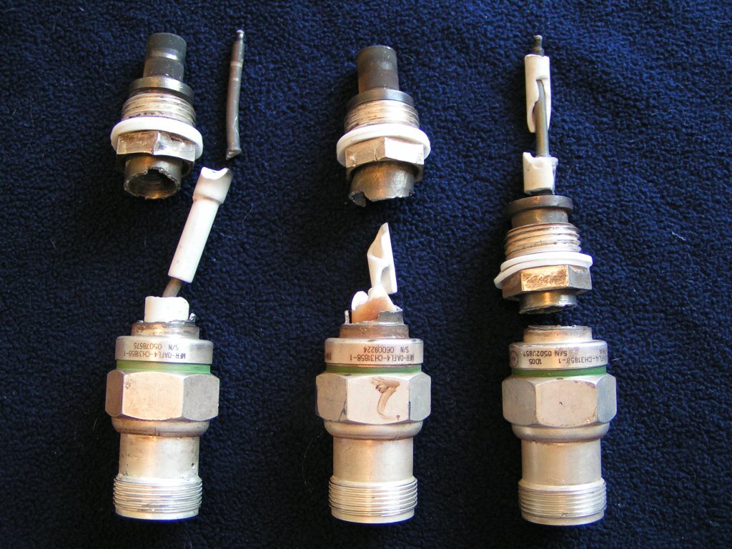 B-nut design igniters easily break when removed