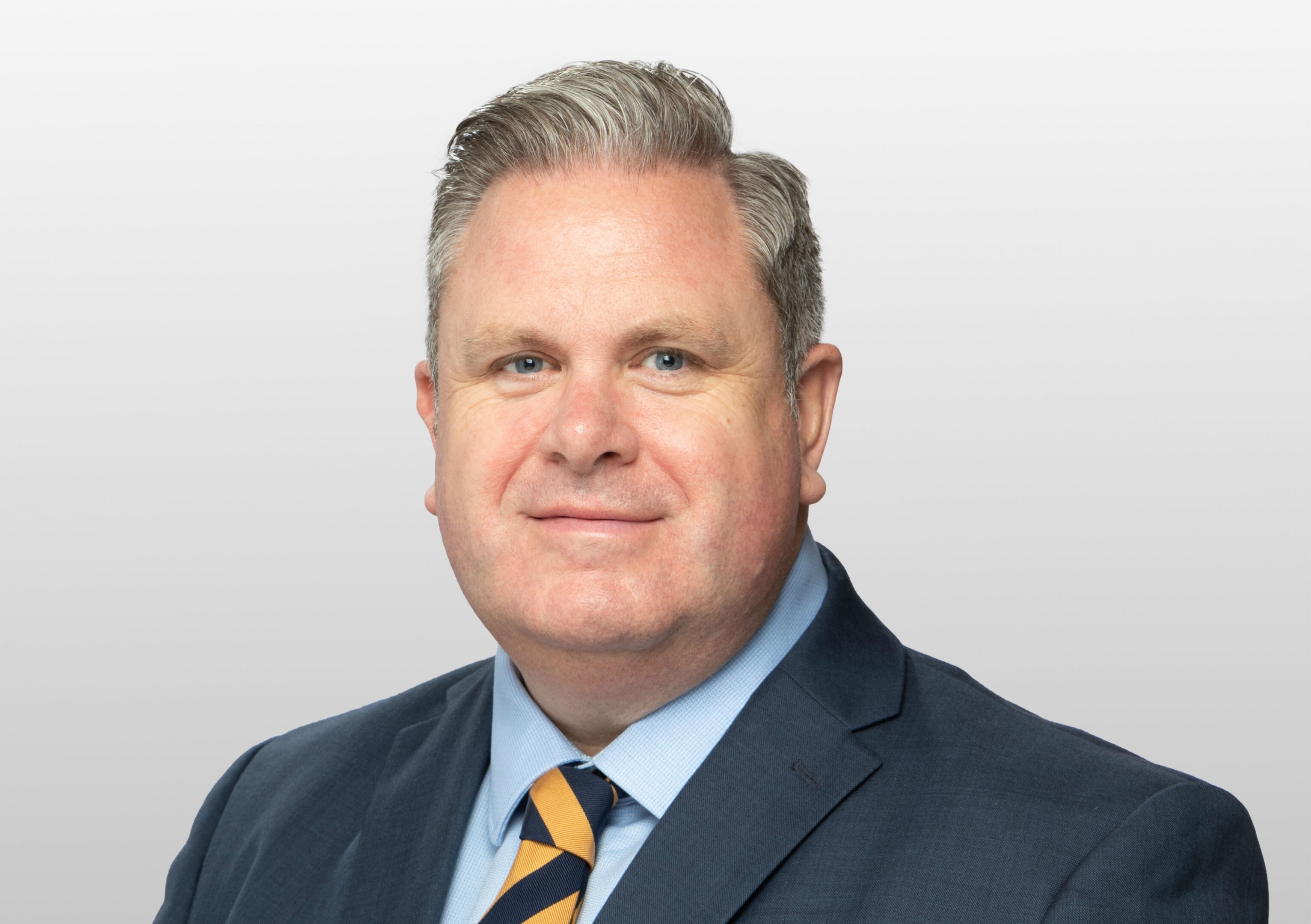 Ian-Hilton-social-media